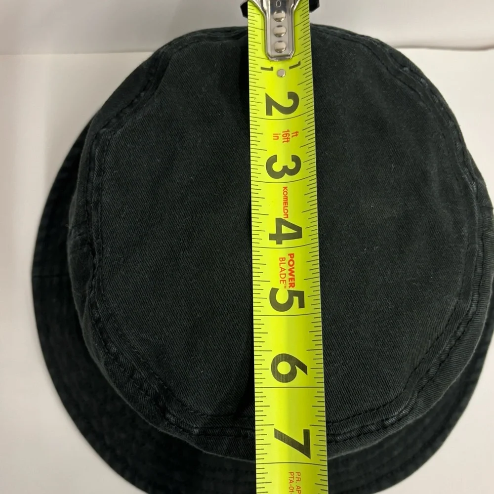 Classic Adidas black bucket hat, OSFA